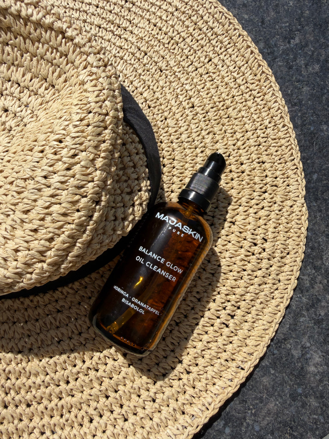 BALANCE GLOW OIL CLEANSER